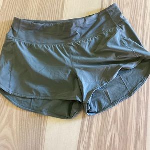 Lululemon shorts 10